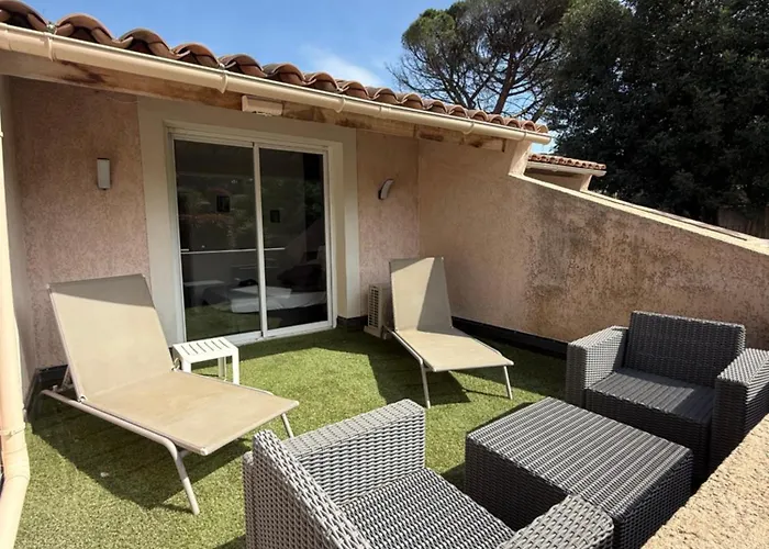 Maison 6 Personnes Sofia בית נופש *